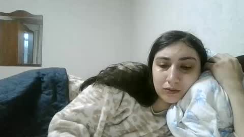 cutekattie online show from March 24, 3:55 am