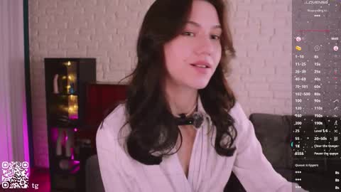 kendall online show from October 12, 6:01 am