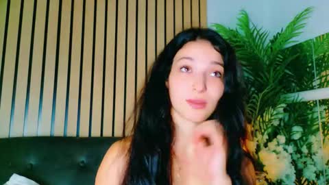 Snapshot of cuteness__girl chatting on September 11, 6:24 am cuteness__girl online show from September 11, 6:24 am