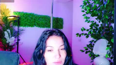 cuteness__girl online show from November 12, 7:31 am