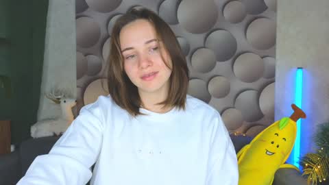 Snapshot of cutesmile_sharon chatting on January 12, 5:13 am cutesmile sharon online show from January 12, 5:13 am