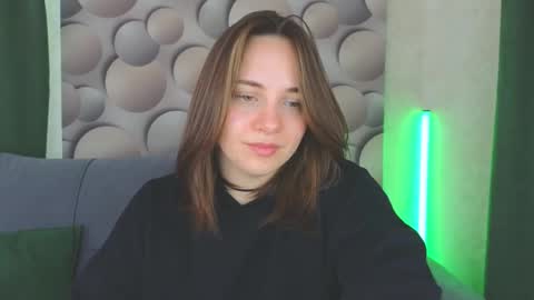 Snapshot of cutesmile_sharon chatting on February 16, 5:37 am cutesmile sharon online show from February 16, 5:37 am