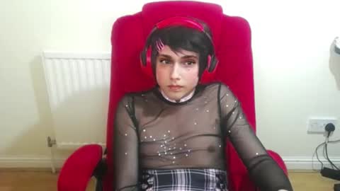 Snapshot of cutest_princess chatting on September 18, 10:34 pm cutest_princess online show from September 18, 10:34 pm