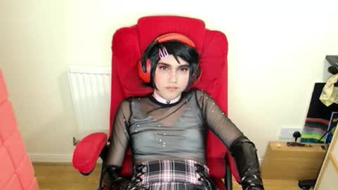 Snapshot of cutest_princess chatting on June 2, 10:45 pm cutest_princess online show from June 2, 10:45 pm