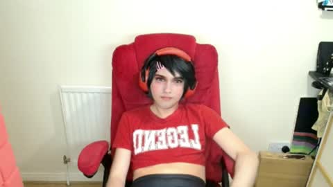 Snapshot of cutest_princess chatting on June 27, 10:26 pm cutest_princess online show from June 27, 10:26 pm