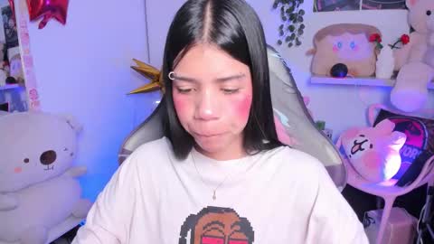  - independent model online show from October 30, 1:51 am