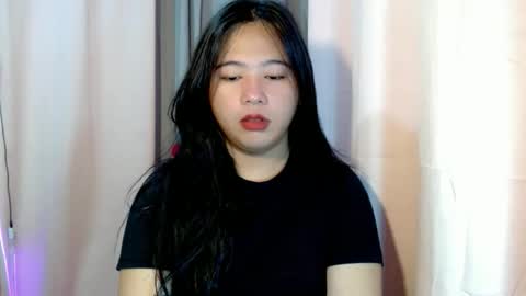 cute online show from February 4, 9:09 pm