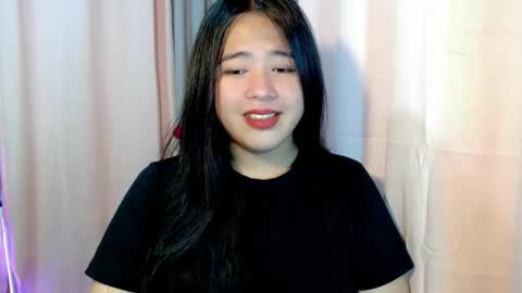 cute online show from February 5, 7:51 pm