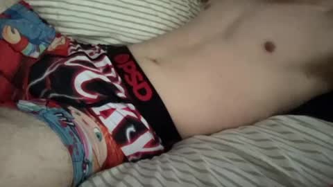 Snapshot of cutesurferboy22 chatting on May 11, 12:38 am cutesurferboy22 online show from May 11, 12:38 am