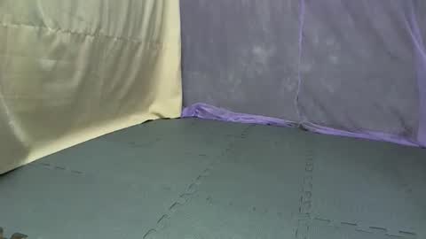 Snapshot of cutetinyasian143_ chatting on October 14, 2:56 am cutetinyasian143_ online show from October 14, 2:56 am