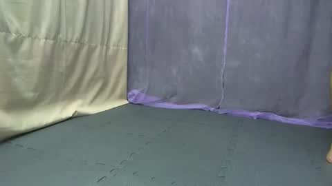 Snapshot of cutetinyasian143_ chatting on October 30, 2:35 am cutetinyasian143_ online show from October 30, 2:35 am