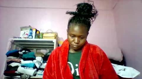 Snapshot of cutezola chatting on September 21, 3:30 am cutezola online show from September 21, 3:30 am