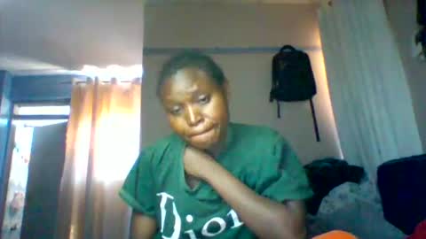 cutezola online show from December 15, 7:12 am