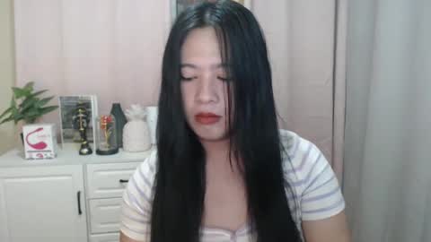 Snapshot of cutie_asianwoman chatting on December 14, 5:58 pm cutie_asianwoman online show from December 14, 5:58 pm