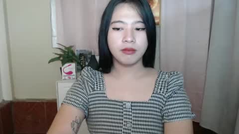 Snapshot of cutie_asianwoman chatting on January 21, 5:51 pm cutie_asianwoman online show from January 21, 5:51 pm
