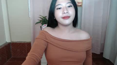 Snapshot of cutie_asianwoman chatting on January 24, 4:28 pm cutie_asianwoman online show from January 24, 4:28 pm