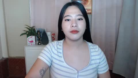Snapshot of cutie_asianwoman chatting on January 27, 4:11 pm cutie_asianwoman online show from January 27, 4:11 pm