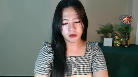 Snapshot of cutie_asianwoman chatting on March 9, 11:03 pm cutie_asianwoman online show from March 9, 11:03 pm