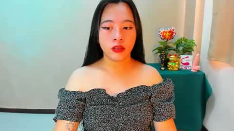 Snapshot of cutie_asianwoman chatting on September 29, 7:13 am cutie_asianwoman online show from September 29, 7:13 am