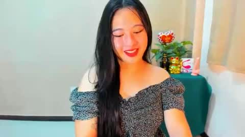 Snapshot of cutie_asianwoman chatting on October 2, 7:04 am cutie_asianwoman online show from October 2, 7:04 am