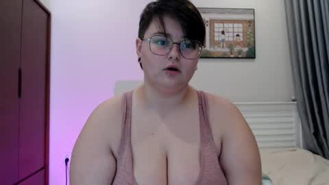 Snapshot of cutie_florence chatting on September 14, 2:27 pm Sophie Lilith online show from September 14, 2:27 pm