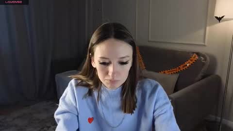 Snapshot of cutie_naughty_girl chatting on November 17, 8:42 am Kate online show from November 17, 8:42 am