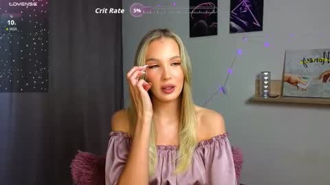 cutiefull_lion online show from September 19, 5:42 am