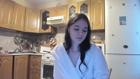 cutiekitty_cb online show from December 6, 3:19 am