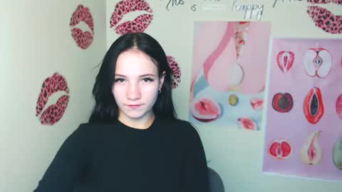 Snapshot of cutielady_ chatting on November 20, 1:00 pm Emma online show from November 20, 1:00 pm