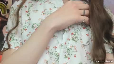 Rori  Instagram cutierori  online show from March 1, 4:22 pm