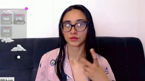 miss ari  online show from June 29, 10:54 pm
