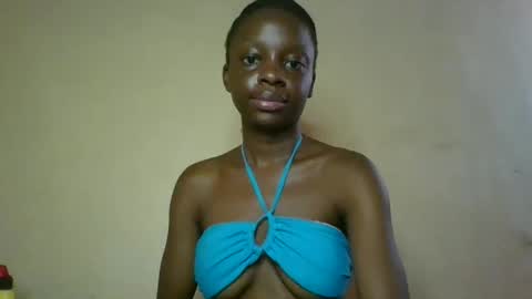 Snapshot of cutty_teshy chatting on February 1, 9:32 am cutty_teshy online show from February 1, 9:32 am