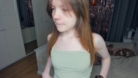 Anne online show from April 4, 6:11 am