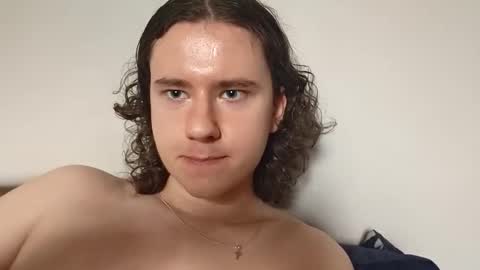 Snapshot of cvpriano chatting on October 28, 11:58 am Nylonslave online show from October 28, 11:58 am