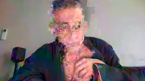 Snapshot of cwaddle chatting on May 22, 9:48 am cwaddle online show from May 22, 9:48 am