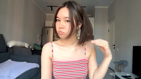 Akemi online show from October 28, 8:40 am