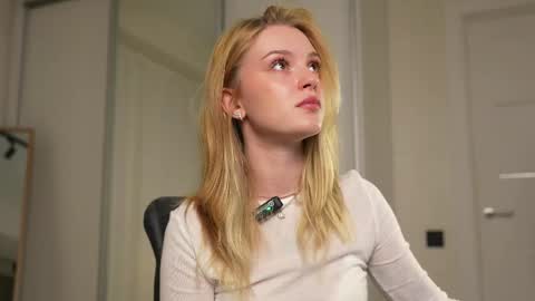 EMILY online show from September 8, 5:01 pm