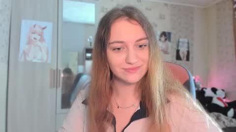 girl from dreams online show from October 6, 5:32 pm