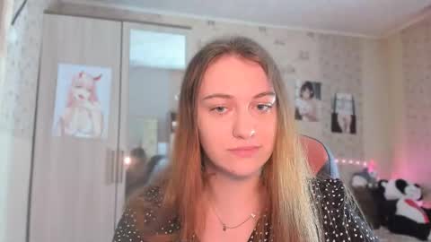 girl from dreams online show from October 7, 4:59 pm