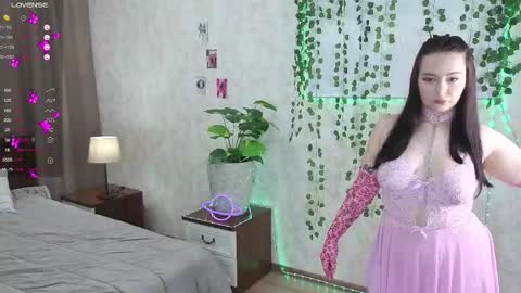 Snapshot of cycloidnest chatting on October 12, 5:01 pm cycloidnest online show from October 12, 5:01 pm