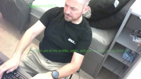 Chris online show from April 12, 6:24 pm