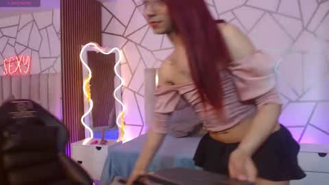 Snapshot of cyrus_tay chatting on November 26, 5:58 pm cyrus_tay online show from November 26, 5:58 pm