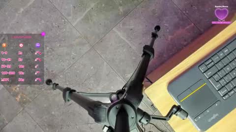 cyrus_tay online show from March 28, 11:43 am