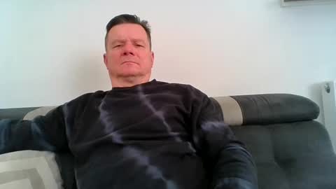 Snapshot of czerbis chatting on December 29, 11:40 am czerbis online show from December 29, 11:40 am