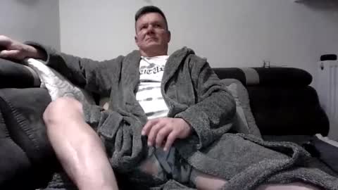Snapshot of czerbis chatting on March 10, 7:18 pm czerbis online show from March 10, 7:18 pm