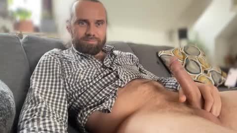 Snapshot of d0n_gi0vanni chatting on November 4, 12:48 pm d0n_gi0vanni online show from November 4, 12:48 pm