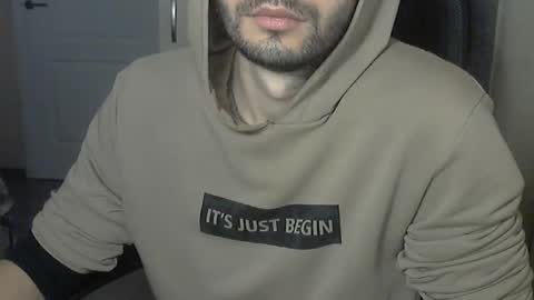 Snapshot of d_____________k chatting on November 19, 6:13 am Dolce online show from November 19, 6:13 am