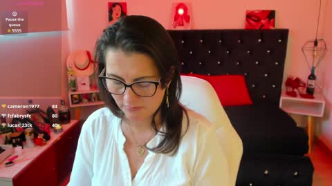 Mia  online show from January 18, 6:53 pm