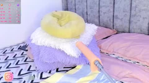 Snapshot of d_r_e_w_ chatting on March 2, 1:26 am Sofia online show from March 2, 1:26 am