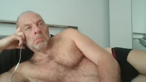 dab2912 online show from April 17, 4:21 pm